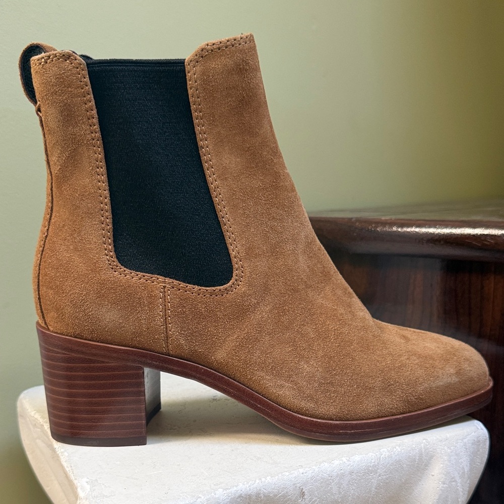 rag & bone Hazel Tan Suede Ankle Boots size 6.5 women H23N12